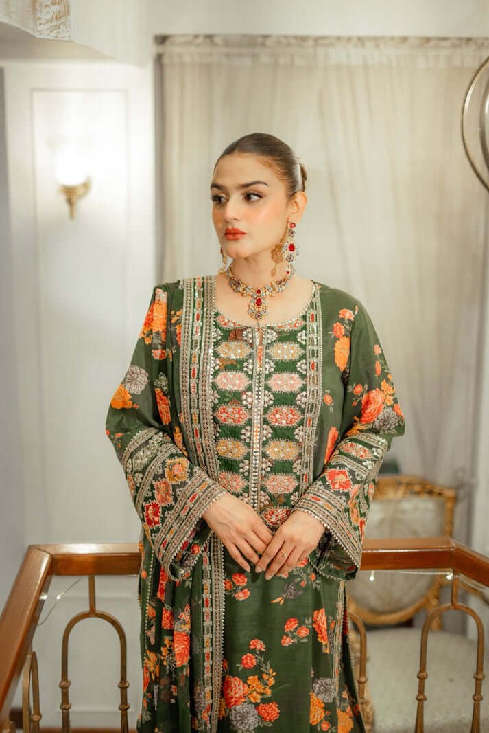 naqoosh-winter-dress-designs-2025-dhanak-dress-designs-unstitched-velvet-khaddar-new-arrivals-1_f1a9c813-6edd-4b1d-86b1-49e51f24a33d