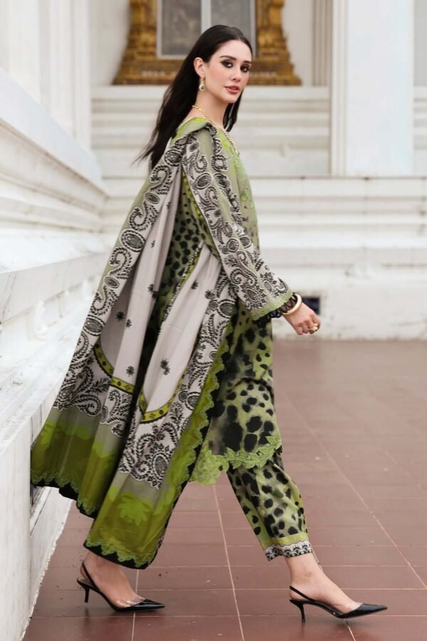 turbolight-winter-dress-designs-2025-dhanak-dress-designs-unstitched-malam-velvet-khaddar-new-arrivals-3_ec209e37-e3d7-483f-bc6d-a6d0739ed242-1-600×900